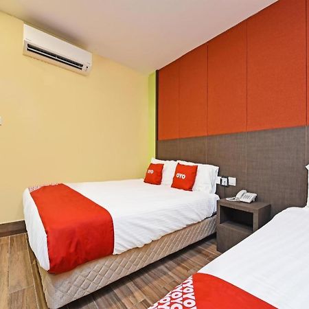 Capital O 90574 Hotel Glo Kuala Lumpur Esterno foto