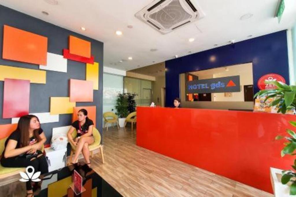 Capital O 90574 Hotel Glo Kuala Lumpur Esterno foto